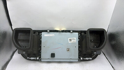 OEM 2017 Chrysler Pacifica GPS Radio 8.4