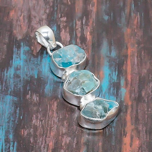 Apatite Rough Gemstone Handmade Jewelry Pendant 1.77" U150 - Picture 2 of 4
