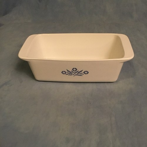 VINTAGE BLUE CORNFLOWER Corning Ware Loaf Pan 2 Quart P-315 B 9x5x3. No Lid