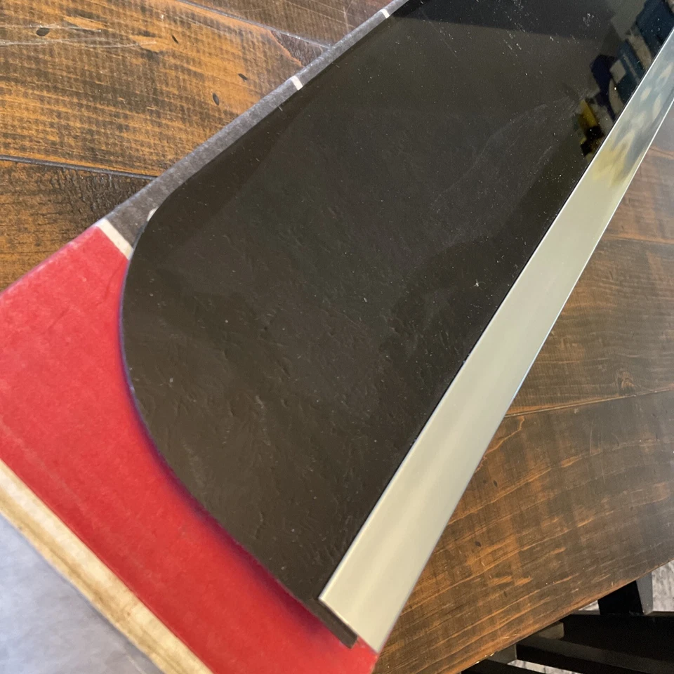 Дефлектор Deflecta Shield Bug для Isuzu Trooper II копченый винтажный новый из старых запасов 3131 - Изображение 2 из 4