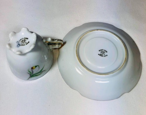 Vintage Ucagco Footed Demitasse Cup and Saucer Occupied Japan - Picture 4 of 12