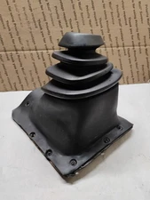 1998-2004 Chevy S-10 GMC Sonoma 5spd Shift Shifter Cover Rubber Boot/ OEM