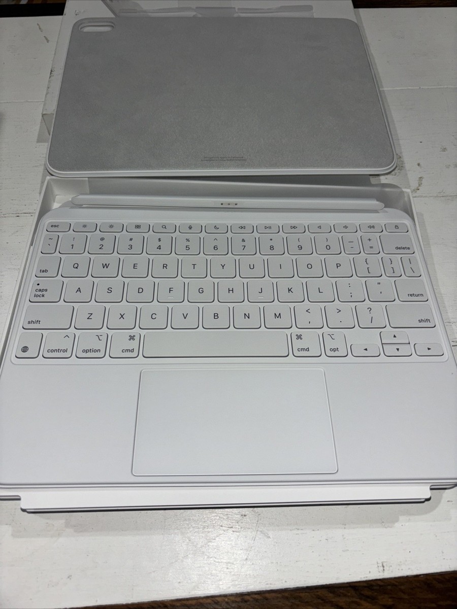 Apple - iPad10用Magic keyboard folio Amazon.com: Apple Magic Keyboard Folio: iPad Keyboard and