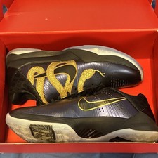 Nike Zoom Kobe 5 Protro Year of the Mamba Egg...