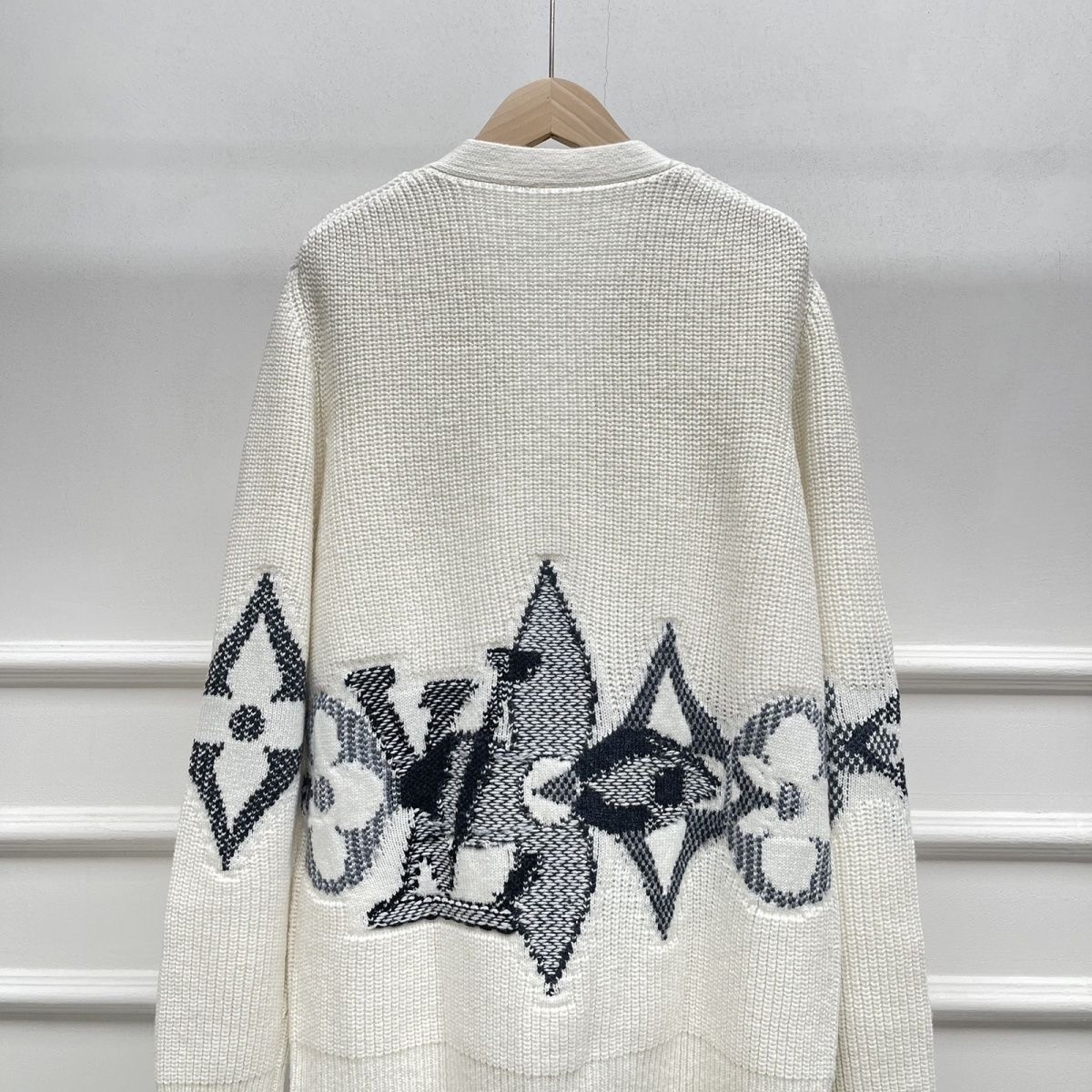 Pre-owned LV Vintage Women V-Neck Loose Jacquard Knit Cardigan Long Sleeve Coat