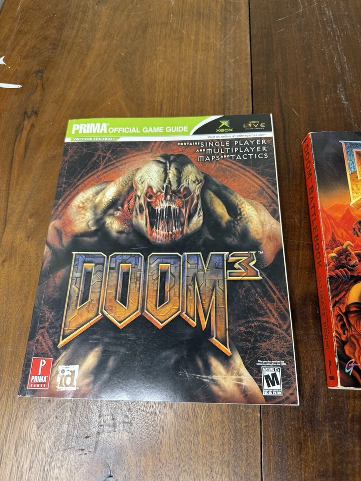 LOTE DE GUÍAS DE ESTRATEGIA DOOM GUÍAS DE VIDEOJUEGOS DE COLECCIÓN JUEGOS XBOX RARO PRIMA Foto 3 de 4
