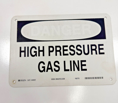 Danger High Pressure Gas Line Metal Reflective Sign 10'' X 7'' (Danger faded out)