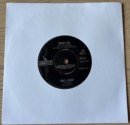 BOBBY VEE SHE'S SORRY 7" SINGLE LIBERTY (1964) VG+ POP GT BRITAIN - Picture 2 of 3