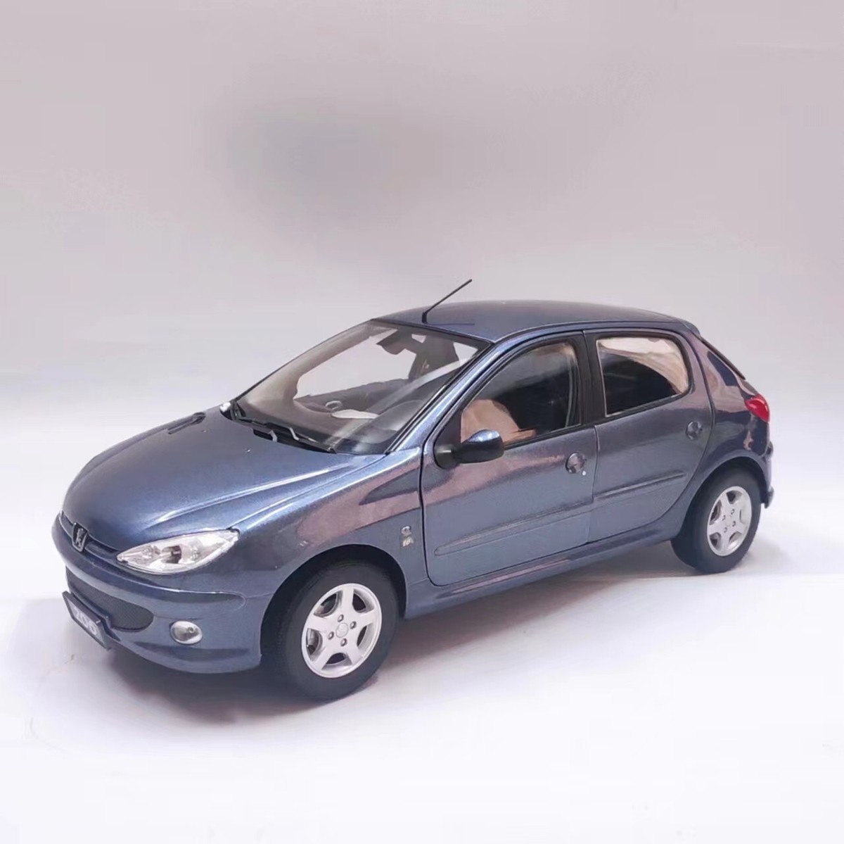 Peugeot - PEUGEOT206cc　ミニカー 1/16 PEUGEOT 206 hatchback 5-doors 2006 China Dealer