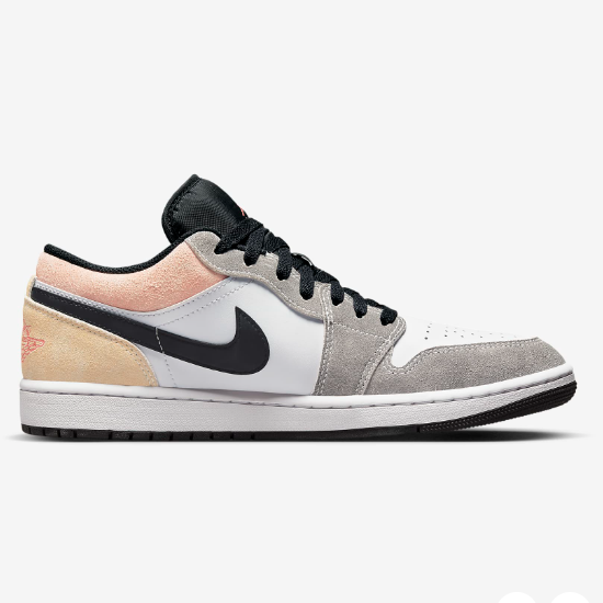 スニーカー Nike Air Jordan 1 Mid \