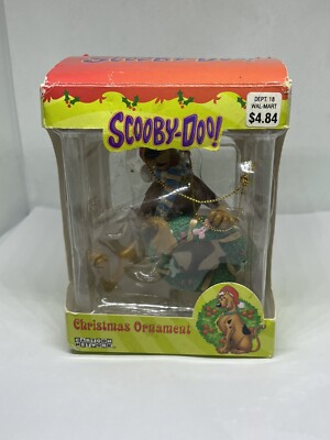 Scooby Doo With Wreath Christmas Ornament Trevco Cartoon Network