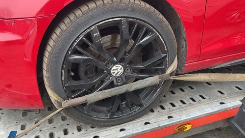 Vw Golf Gtd Mk6 2009-2012 LOWER GRILLE - CENTRE Ly3d 5K0853655 (SLIGHT CRACK) - Picture 4 of 9