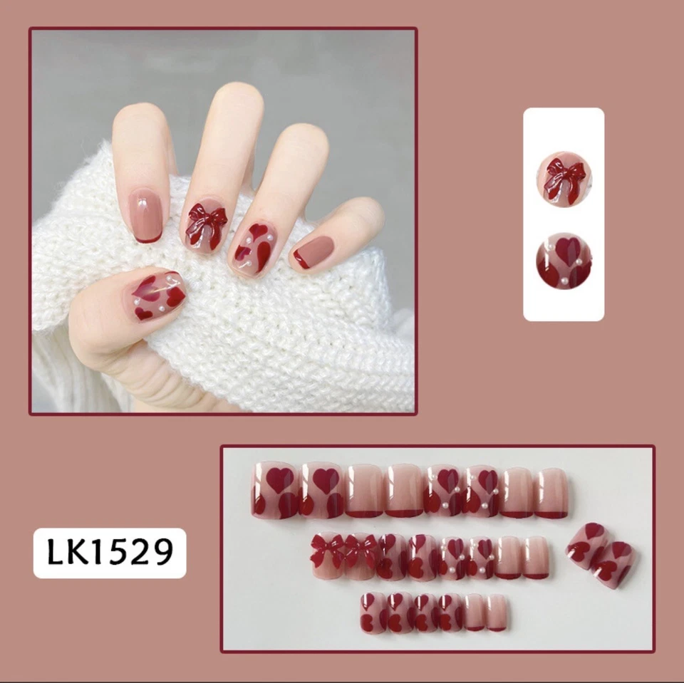 Fake Nails - Image 4 of 4