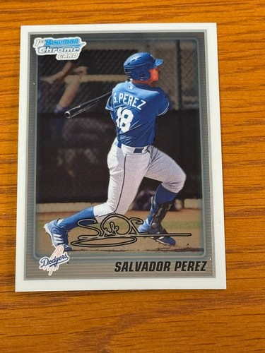 Salvador Perez #BCP124 2010 Bowman Chrome Prospects card