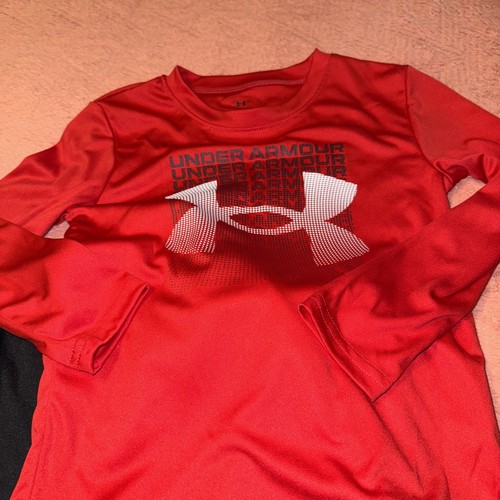 Under Armor Size 5 Boys - Picture 2 of 5