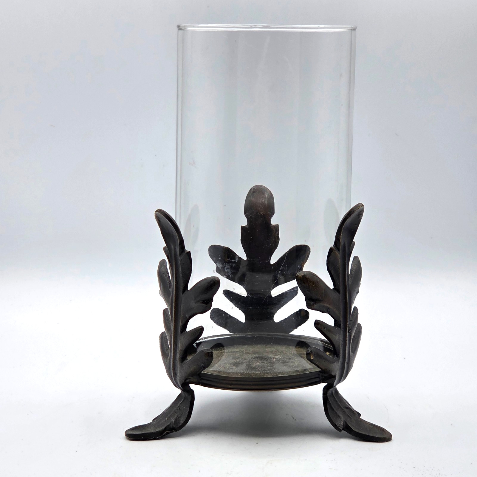 Leaves Iron Base