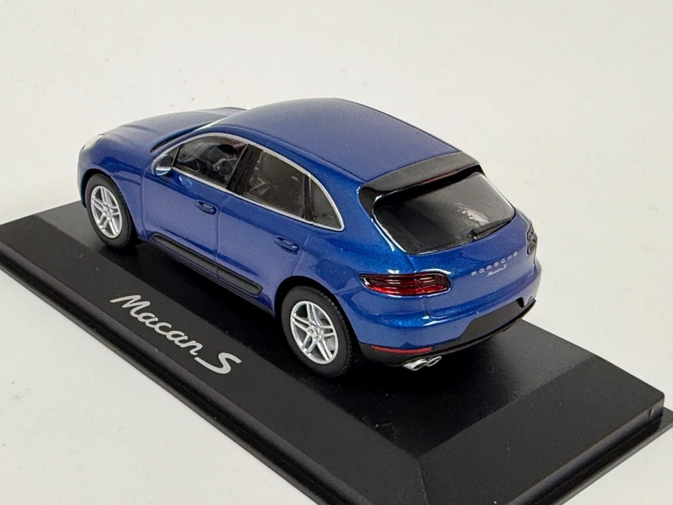 Porsche Macan 1/43 Minichamps de 2013 en azul metálico WAP 020153 OE BK039B Foto 2 de 4