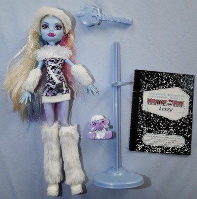 1x Monster High Puppe Abbey Bominable Doll V7988 Original Ghoul - Lippenabrieb