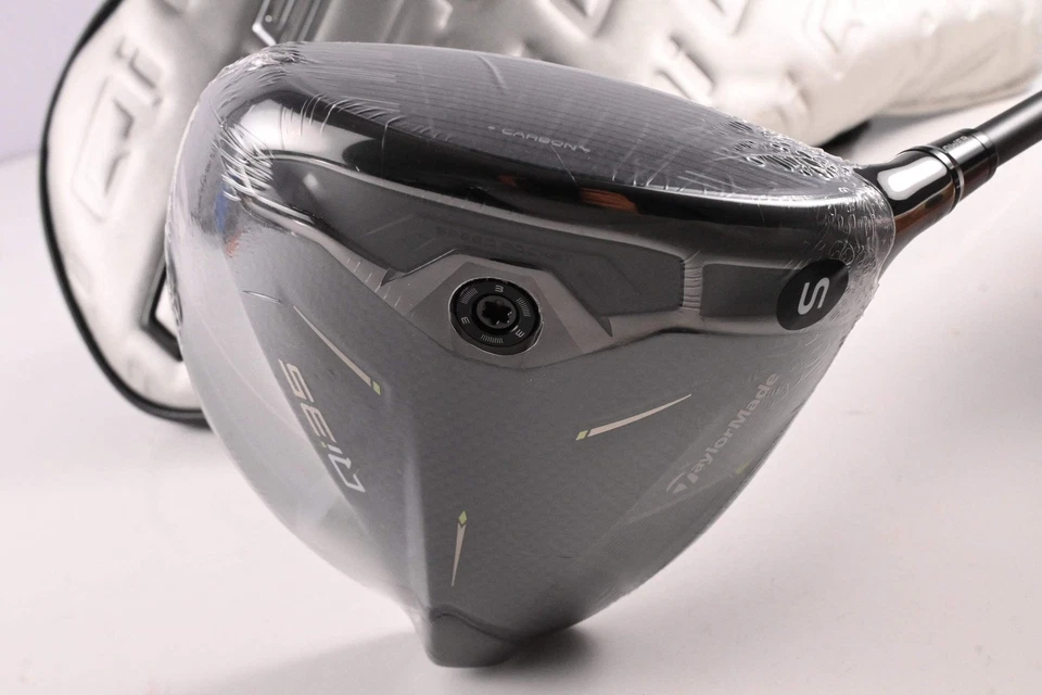 Taylormade Qi35 Driver / 10.5 Degree / Stiff Flex Fujikura Ventus Blue 5 - Image 2 of 4