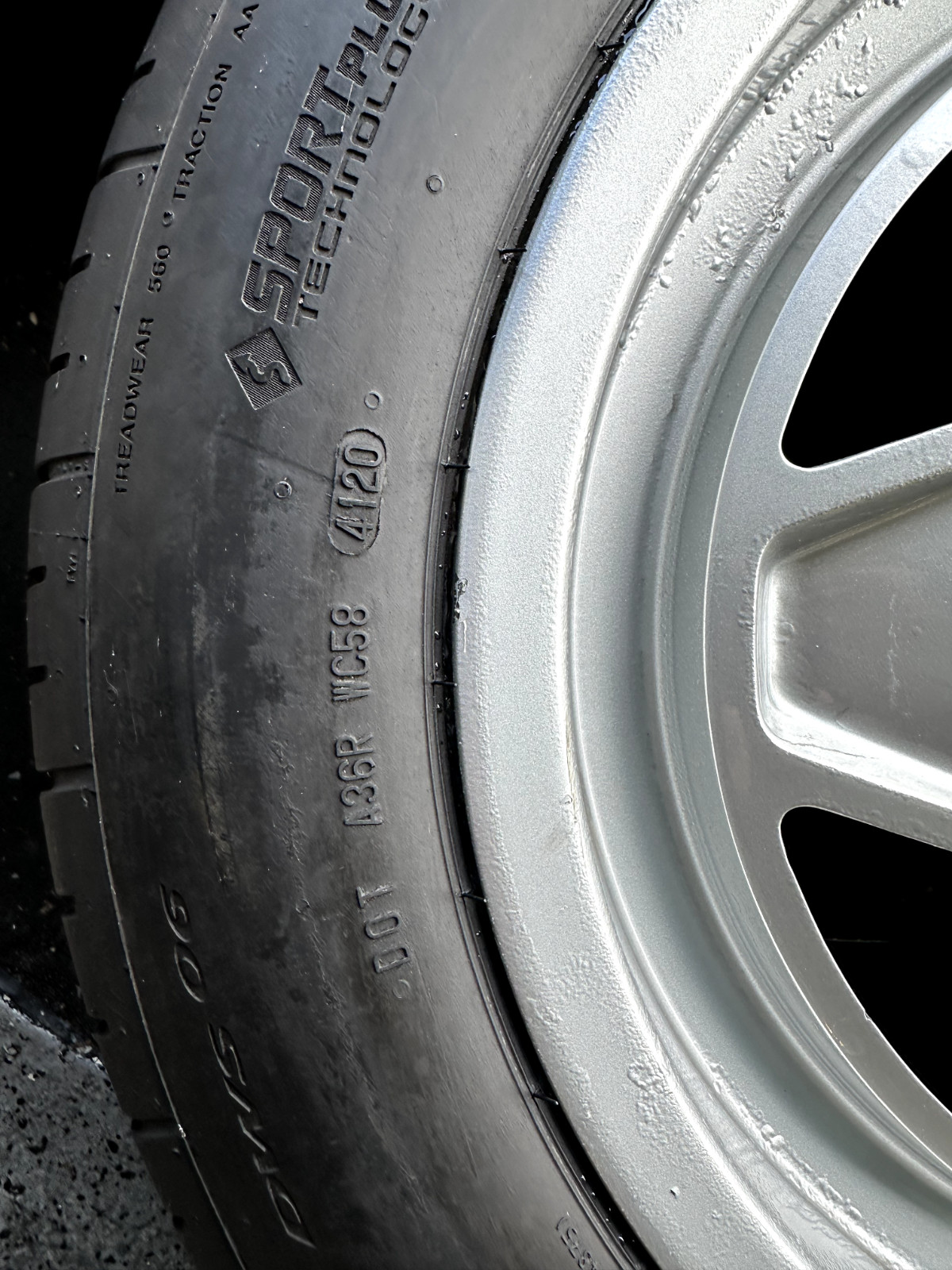 OEM Ferrari Mondial 3.2 Wheels & Continental Tires