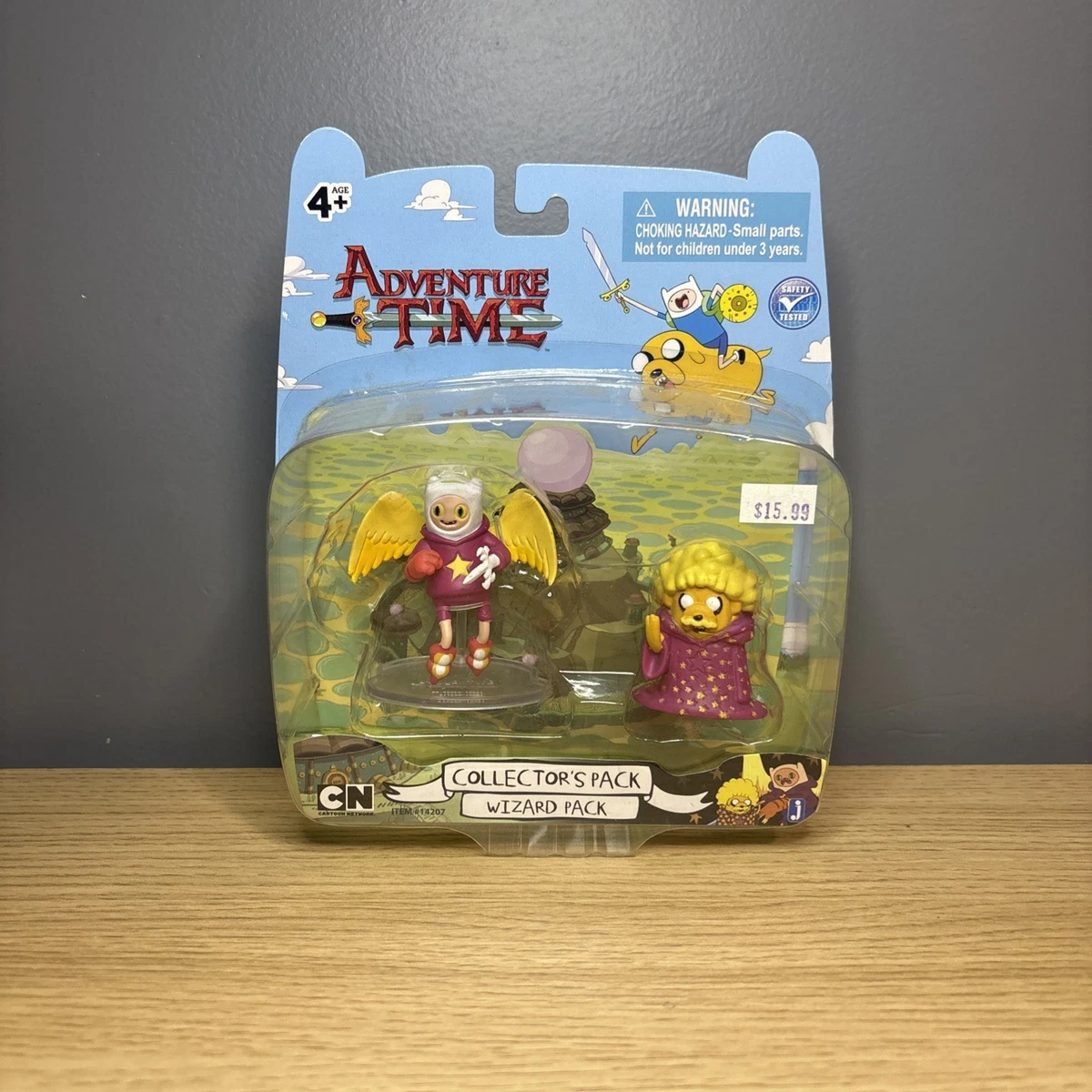 Preços baixos em Adventure Time Boneco de ação de Plástico
