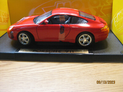 1/18 PORSCHE 911 IN RED BY MOTOR MAX # 73101 | eBay