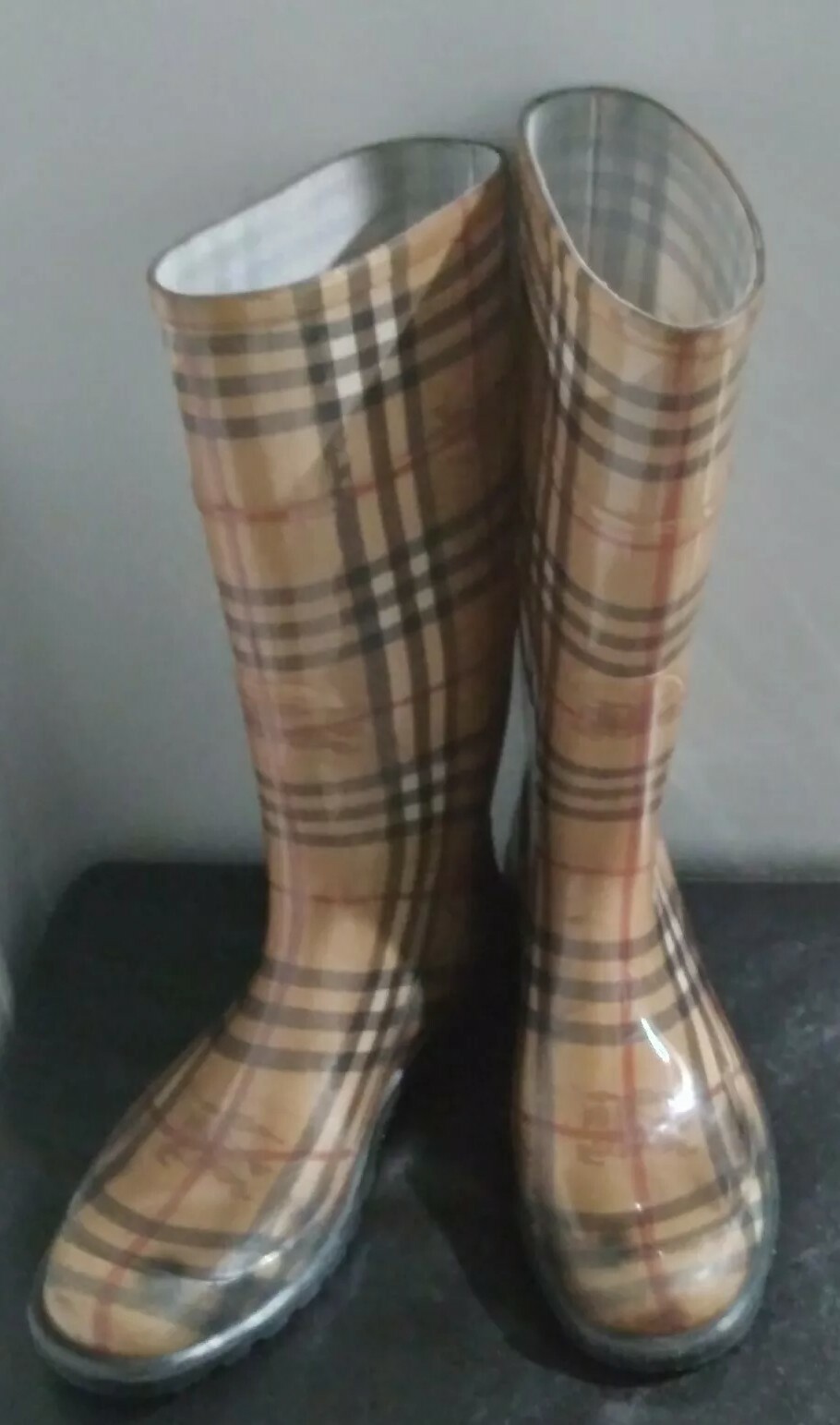 burberry clemence rain boots