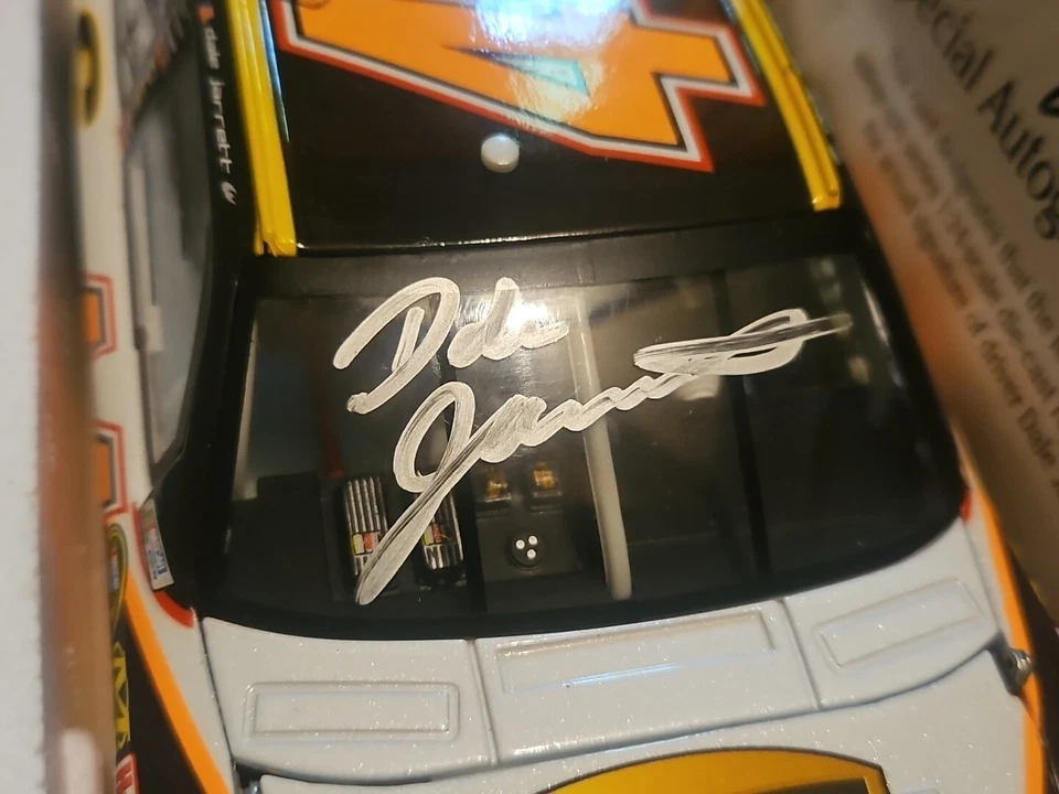 Toyota Camry 2008 autografiado por Dale Jarret (año pasado) #44 escala 1:24 diecast Foto 3 de 4