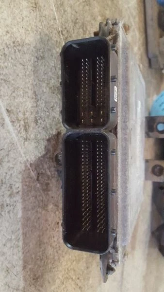 Módulo PCM Motor Computadora ECU ECM 2007-2010 DODGE CALIBRE 2.0L P68027210AC Foto 3 de 4