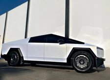 TWO TONE Cybertruck DIY PPF Paint Protection Film Wrap Black / White Gold