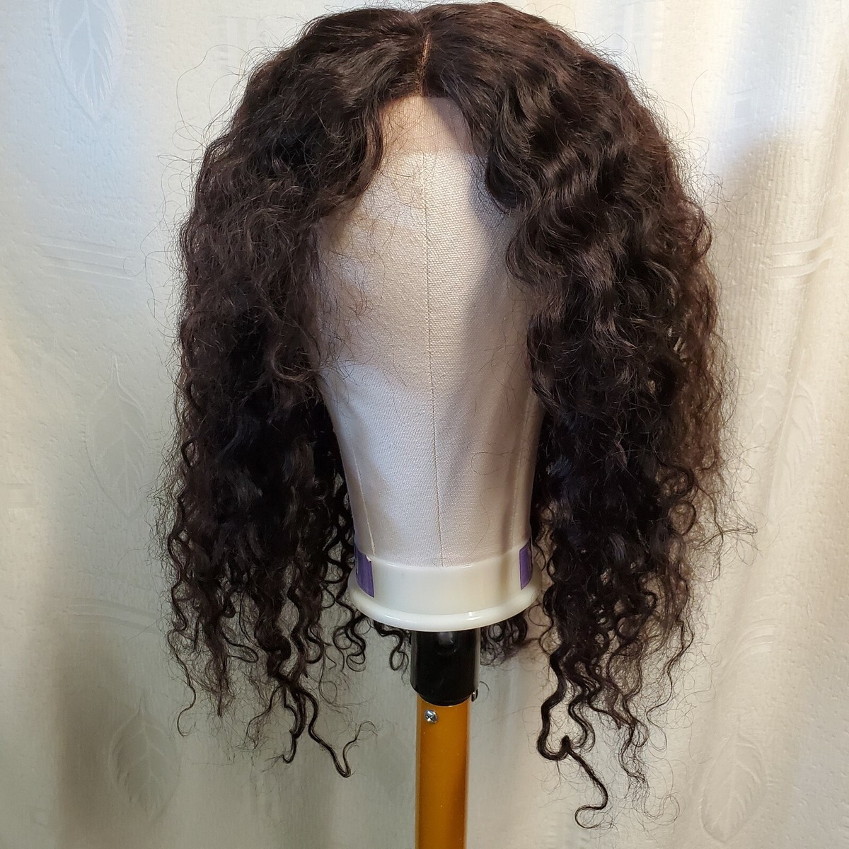 20 Inch 250% Density 4x4 Lace Closure Human Hair Wig Curly