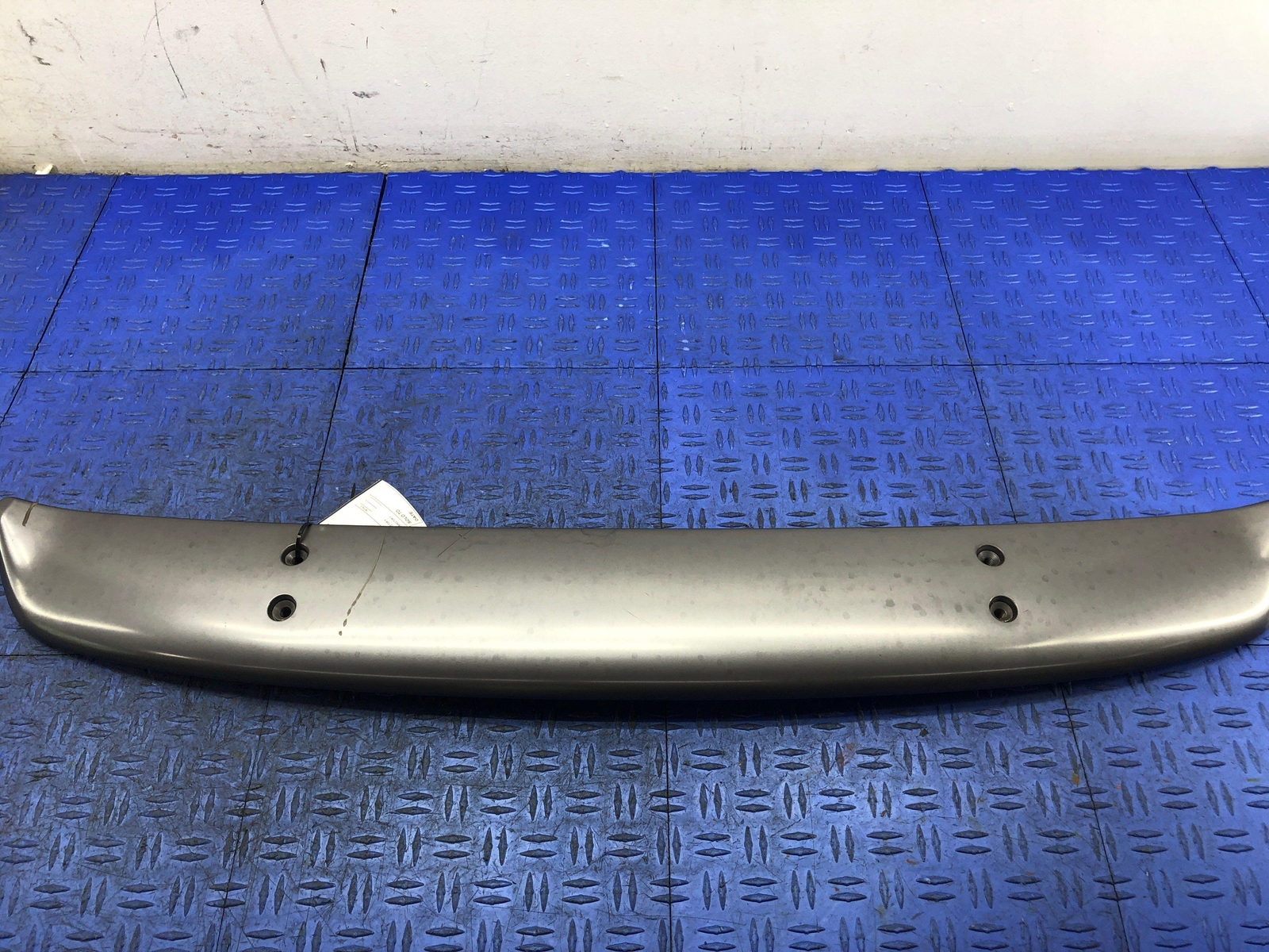 2006-2018 ASTON MARTIN VANTAGE V8 REAR BUMPER LOWER DIFFUSER PANEL 6G33-33612-AD