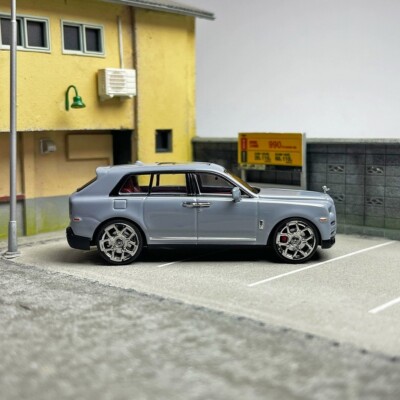 SC ART 1/64 Scale Rolls Royce Cullinan Grey Dicast Car Model Toy