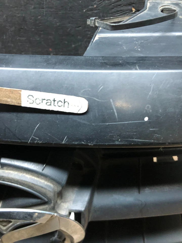 Оригинальная передняя верхняя решетка радиатора для Mazda 6 2009–2013 годов выпуска F4015 DG1 - Изображение 4 из 4