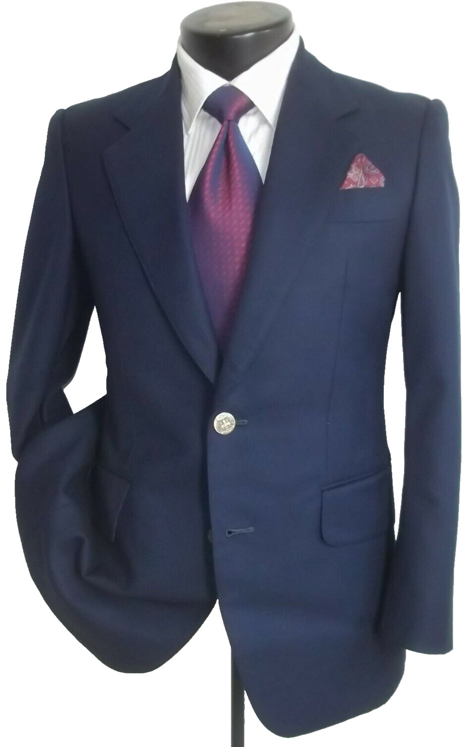 ]] Chesterfield Solid Navy Blue 2Button Center Ve… - image 3