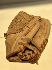 Baseball Glove Vintage Rawlings Ken Griffey Jr RBG90 11  EUC
