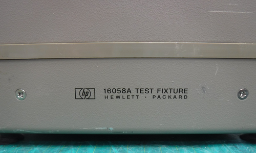HP 16058A Test Fixture + 16058‑60007 Board w/ Pomona Triax Cables 3ft & 6ft - Afbeelding 2 van 8