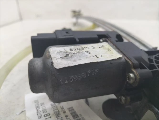 Leve vitre electrique arriere gauche RENAULT LAGUNA 2 PHASE 2 8200305720 - Photo 4/4