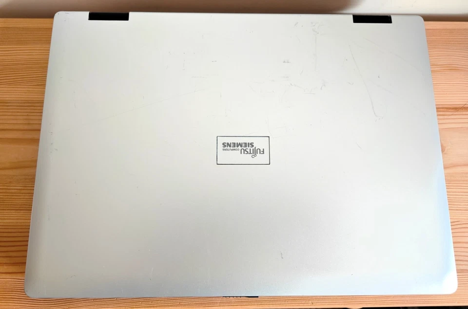 Fujitsu Siemens Amilo Li2727 MS2228 Windows vista 2gb ram Intel T9300, 180ssd - Image 4 of 4