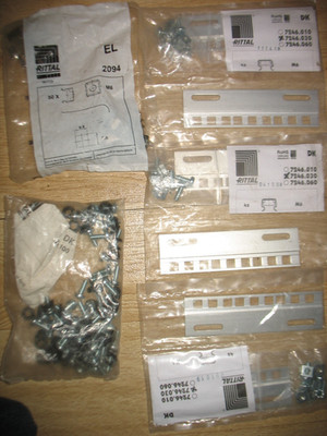 SET KONVOLUT RITTAL DK 7246.030 Adapter Käfigmutter EL 2094 Schraube DK 7094.100