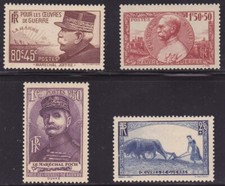 FRANCE 1940 Timbres n° 454-455-456- 457  neuf ** - Cote 53€ - Voir Verso