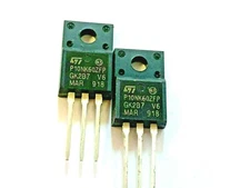 LOT OF 5 P10NK60ZFP Original New ST Integrated Circuit