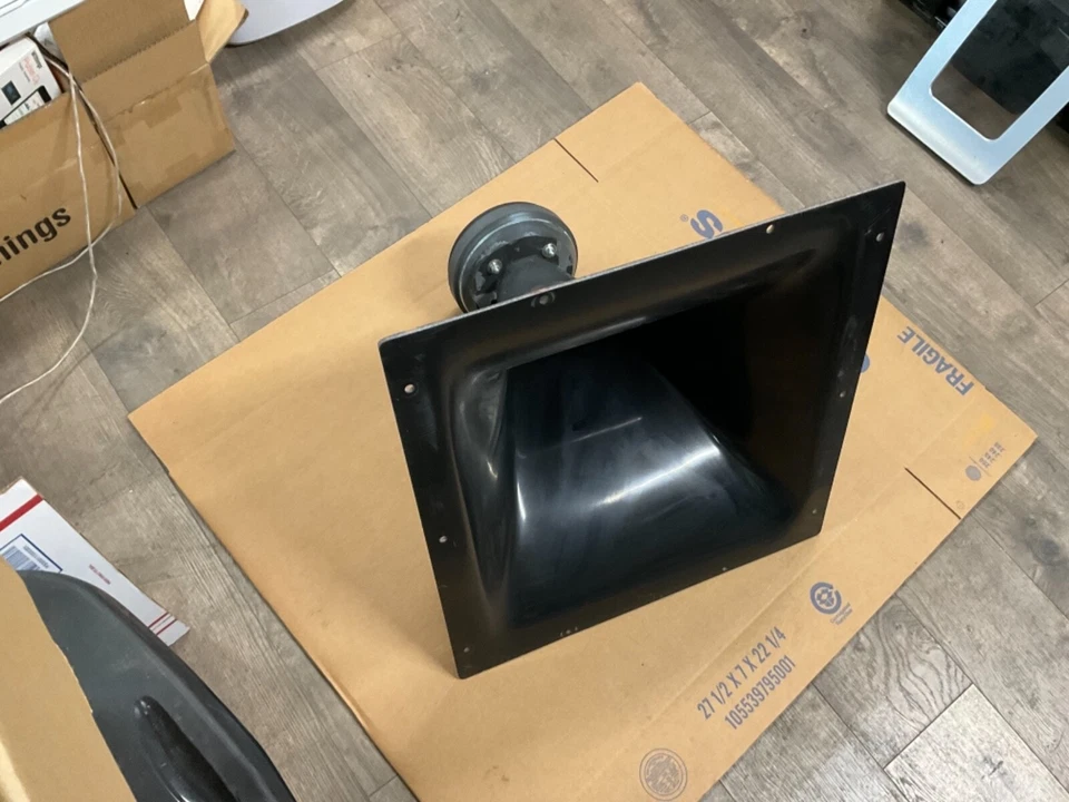 EAW CD-5001 803010 Compression Driver w/ Horn  - Image 2 of 2