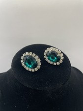 VTG Emerald Green Glass Clear Rhinestone Pierced Back Earrings Silver Tone Oval