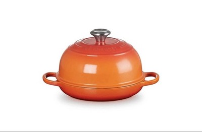 Le Creuset Signature Cast Iron 1.75 24cm Quart Bread Oven, Flame Orange - NEW
