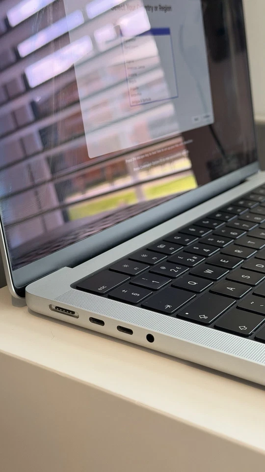 Apple MacBook Pro 14" M3 · 8GB · 1TB, photo 3 of 5