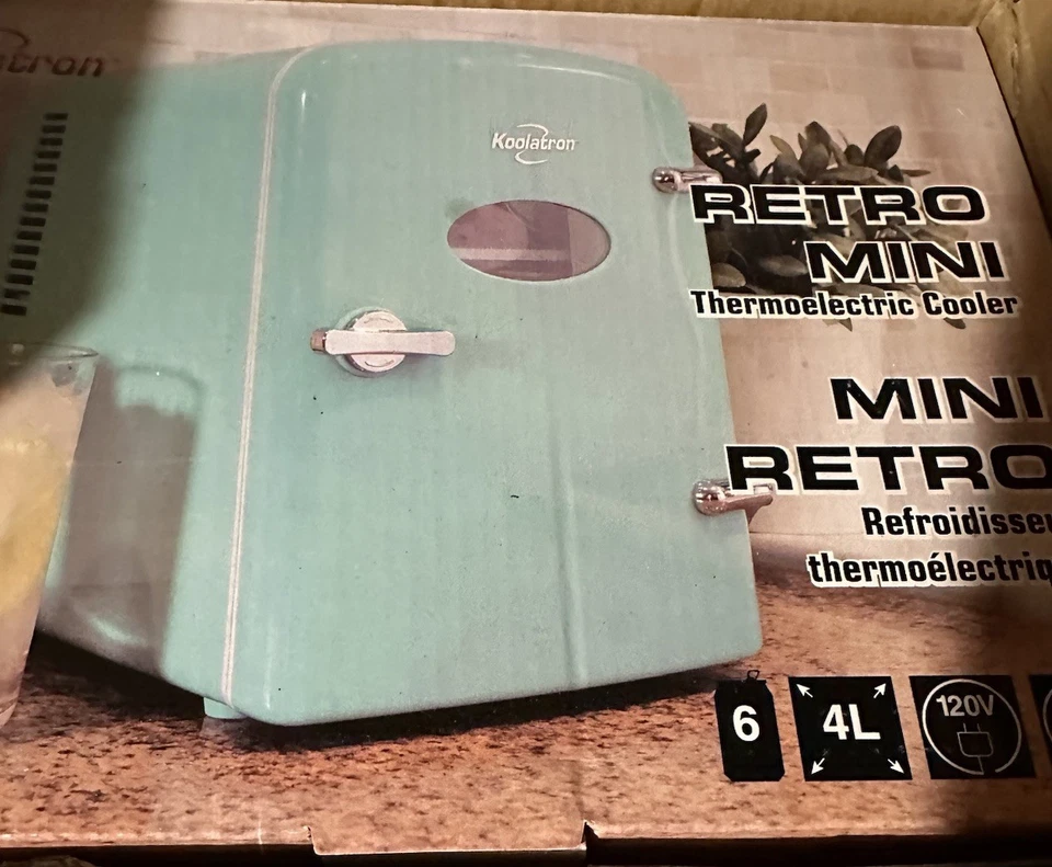 Koolatron Mini Fridge Tiffany Blue - Image 2 of 4