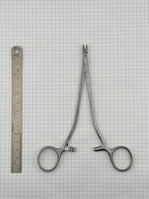 KARL STORZ 515017 Nadelhalter Sanfte Federwirkung 17 cm
