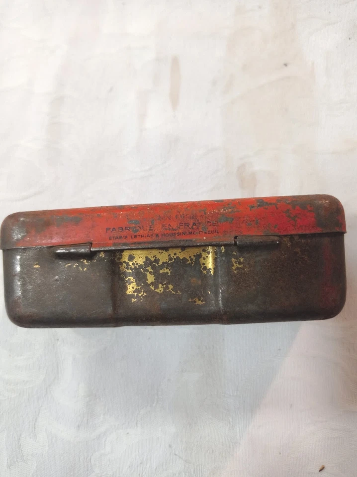 Ancienne petite boîte individuelle en tôle lithographiée pour bougie KLG - Photo 2/4