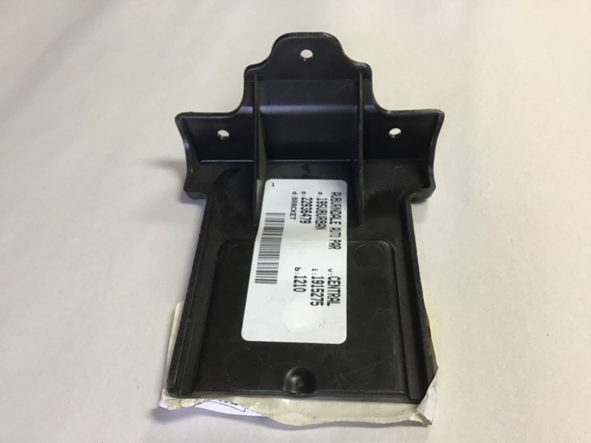 GM Front Bumper Lower Fascia Bracket 22936479 | eBay